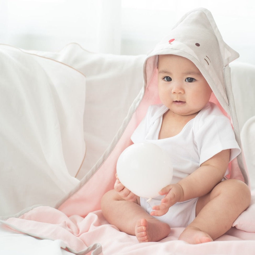 Granny Ben TENCEL™ Muslin Animal Hooded Swaddle