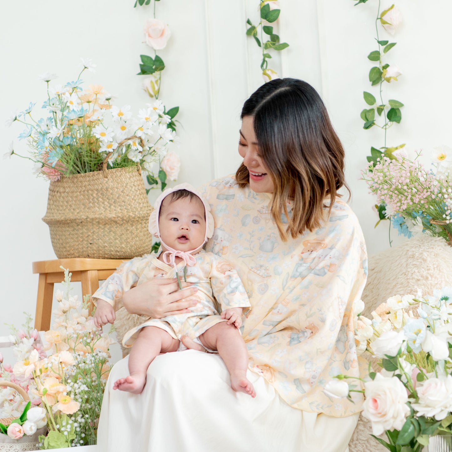 [NEW] Granny Ben Floral Daydream Tencel Muslin Pocket Poncho